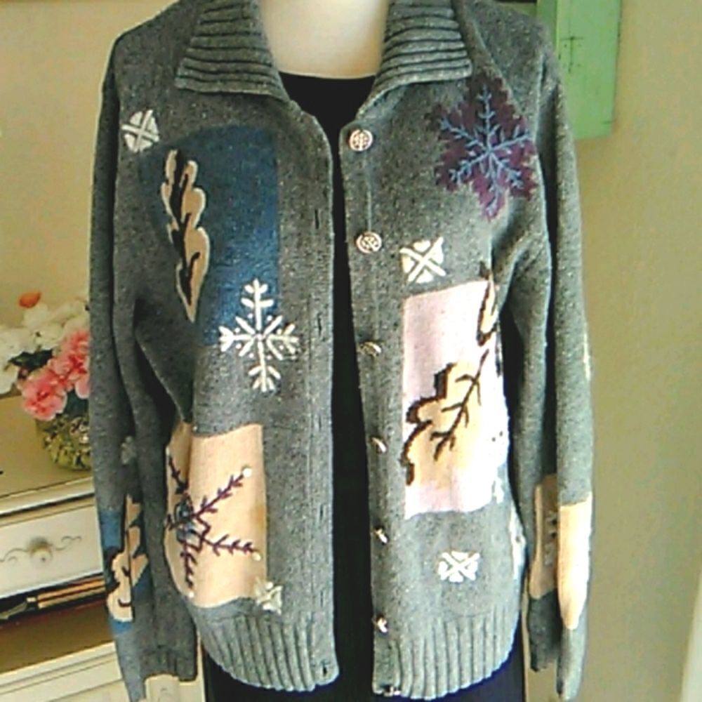 Vintage Holiday Lodge Embroidered Cardigan Sweater Twee